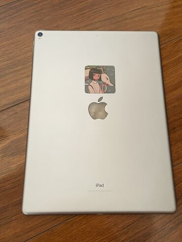 айпад про 2020 бу: Планшет, Apple, память 64 ГБ, 12" - 13", Wi-Fi, Б/у, Классический цвет - Серебристый