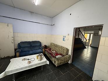 Аренда офисов: Сдается коммерческое помещение площадью 280 м² на 2 этаже отдельно — 11