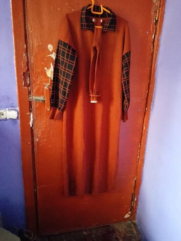 Gündəlik donlar: Qadın geyimləri – 4 ədəd uzun paltar dəsti 1) Etnik naxışlı uzun — 8