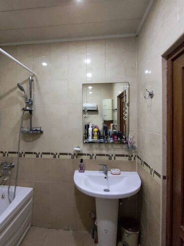 Köhnə tikili: Bakı, 4 otaqlı, Köhnə tikili, m. Əhmədli, 100 kv. m — 8