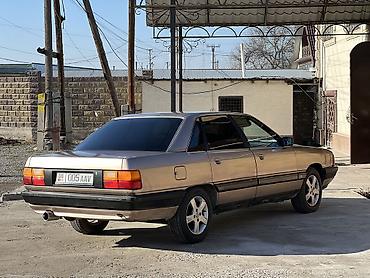 Audi: Audi 100: 1988 г., 1.8 л, Механика — 4