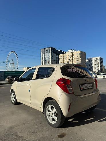 shevrolet lacetti: Chevrolet Spark: 2016 г., 1 л, Вариатор, Бензин, Хэтчбэк — 2