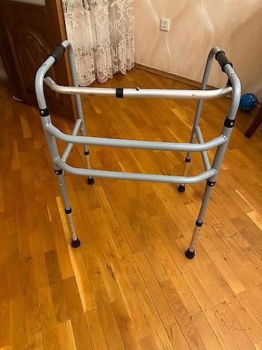 Alüminium gəzinti çərçivəsi (walker) Ideal veziyyetdedi Hec