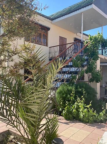 şabran ev: Kirayə üçün həyət evi – tam mebellı və avadanlıqlı - 2 mərtəbəli — 4