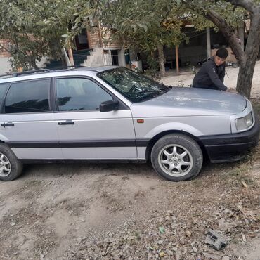 купить чехлы на гольф 4: Volkswagen Passat Variant: 1991 г., 1.8 л, Механика, Бензин, Универсал
