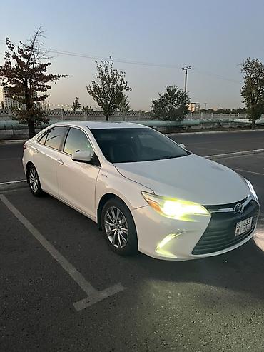highlander 2017: Toyota Camry: 2016 г., Гибрид, Седан — 1