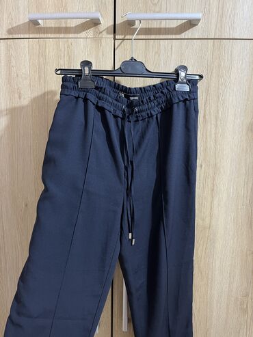 tri cetvrt pantalone zenske: M (EU 38), High rise, Straight