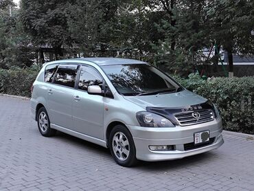 авто рассрочку без банка: Toyota Ipsum: 2002 г., 2.4 л, Автомат, Бензин, Минивэн