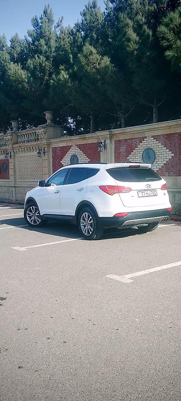 Hyundai: Hyundai Santa Fe – ağ rəngli, şəhər və uzun yol üçün rahat və geniş — 3