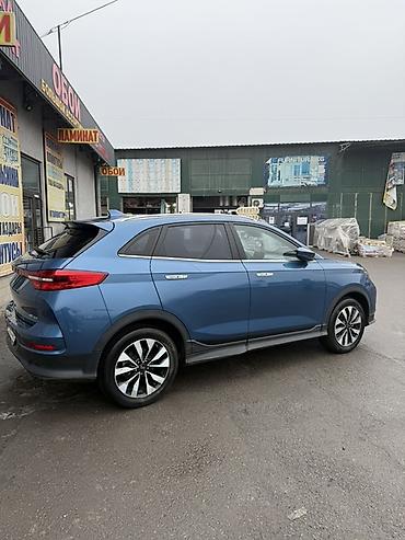 Weltmeister: Weltmeister EX5, 2022 г., 41900 км — 5