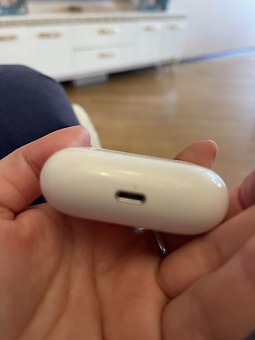 telfon qablari: Airpods pro qabı 2021 də alınıb özü isə 1 il bundan qabaq Almaniyada — 2