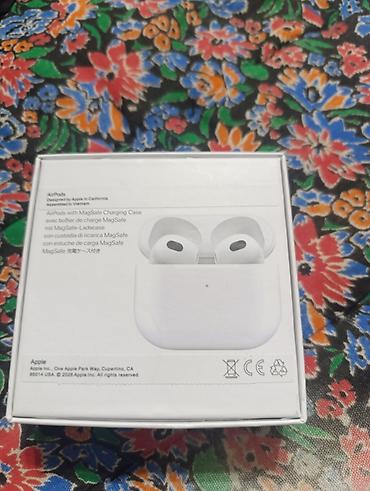 ms surface laptop: Apple AirPods (3‑е поколение) с кейсом зарядки MagSafe - Беспроводные — 4