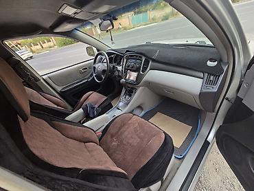 высокие машины: Toyota Highlander: 2003 г., 2.4 л, Автомат, Бензин, Кроссовер — 4