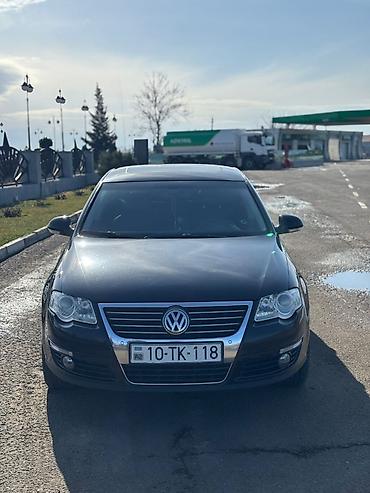 passat sukan: Volkswagen Passat: 1.8 l | 2010 il Sedan — 1