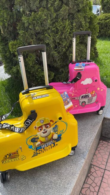 чемодан сумки: Продаются детские чемоданы высшего качества🔥.На колесиках.Есть