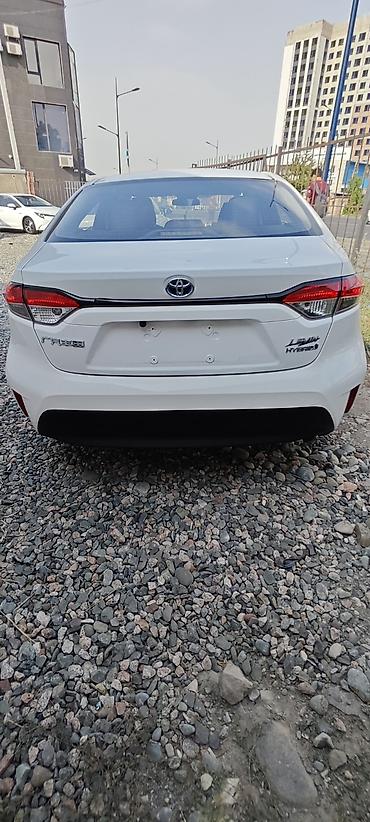 byd e6: Toyota Levin: 2023 г., 1.8 л, Робот, Гибрид, Седан — 2