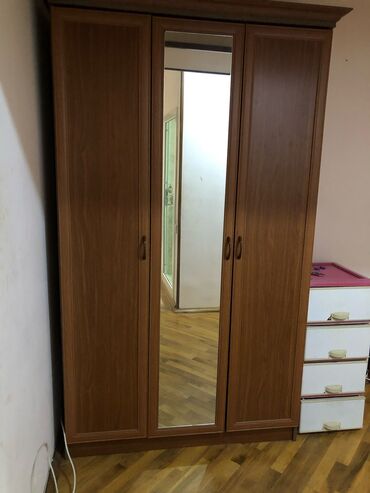 uşaq mebeli genc oda: İşlənmiş, Düz dolab, Qarderob, paltar dolabı