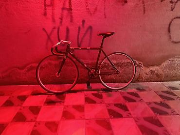колёса на фикс: Фикс-байк (fixed gear) без тормозов - Рама: стальная трековая — 4