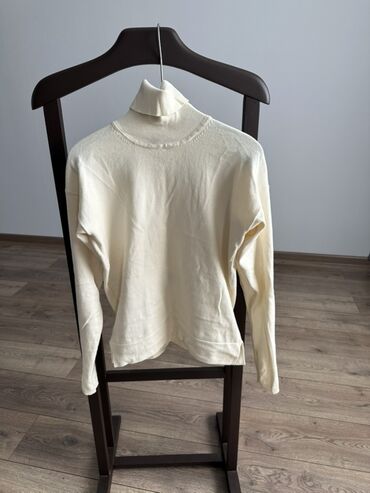 Бомберы: Подборка одежды: 1) Uniqlo Серо‑графитовая легкая куртка без — 3