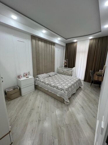 Yeni tikili: 3 otaqlı, Yeni tikili, 81 kv. m — 4