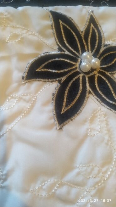 Örtüklər: Yataq üçün Yeni rəng - Qara Yataq örtüyü, Ünvandan götürmə — 3