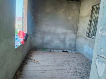 Həyət evləri və villaların satışı: Kürdəxanı qəs. 4 otaqlı, 130 kv. m, Kredit yoxdur, Təmirsiz — 30