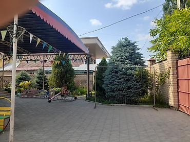 Продажа коттеджей и домов: Продается дом на первой линии по ул. Садырбаева /ул. Ахунбаева — 2