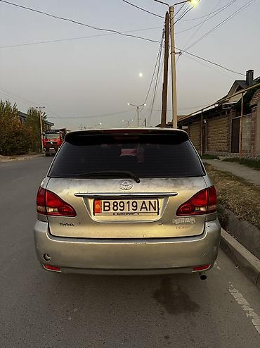 terrano 2: Toyota Avensis Verso: 2002 г., 2 л, Механика, Дизель, Минивэн — 3