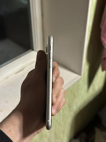 Apple iPhone: IPhone 11, 64 GB, Ağ, Simsiz şarj — 7
