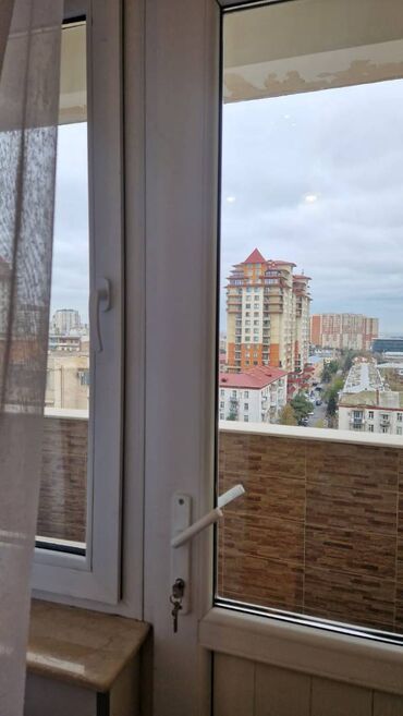 Uzunmüddətli kirayə mənzillər: Mənzil kirayə verilir. 10.6 mərtəbə, 3 otaqli tam temirli və əşyalı -da lalafo.az — 16 Uzunmüddətli kirayə mənzillər: Mənzil kirayə verilir. 10.6 mərtəbə, 3 otaqli tam temirli və əşyalı — 16