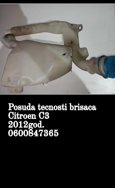 putni jastuk: Posuda tečnosti za brisače – Citroën C3, godište 2012. - Originalni — 1