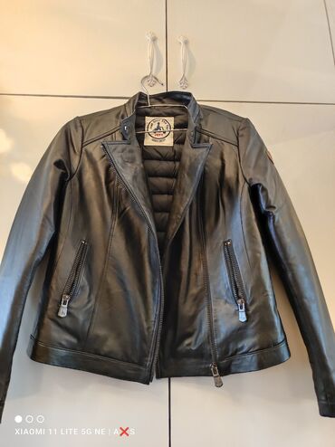 ayi derisi: Женская куртка M (EU 38), цвет - Черный