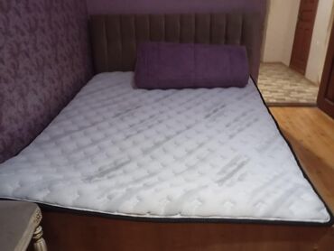 ikili çarpayı: İkinəfərlik çarpayı