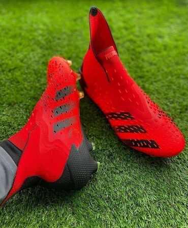 спортивные принадлежности: Футбольные бутсы Adidas Predator Freak Красного Цвета Почти как