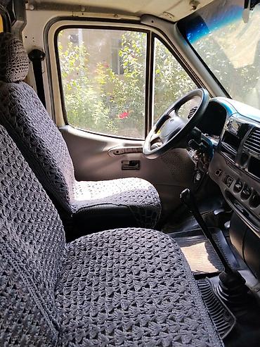 mercedes benz 208 d: Ford Transit: 2.5 l | 1998 il 360000 km Van body type — 9