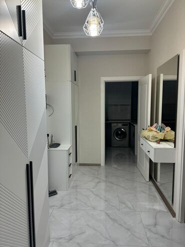 Mənzil kirayələyirəm: 3 otaqlı, 90 kv. m — 6