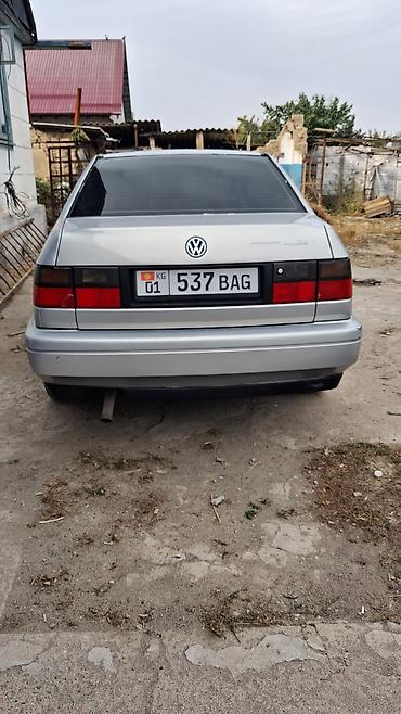 Volkswagen: Volkswagen Vento: 1996 г., 1.8 л, Кол менен иштөөчү, Седан — 4