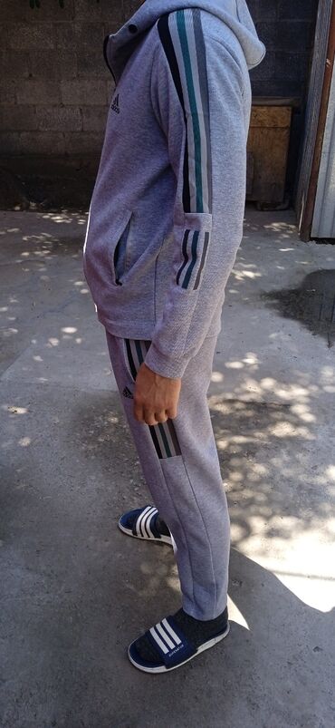 одежда в рассрочку: Спортивный костюм M (EU 38), цвет - Серый
