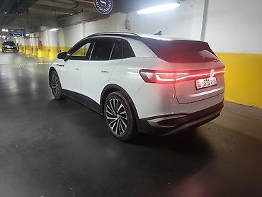 byd e1: Volkswagen ID.4: 2022 г., 0.1 л, Автомат, Электромобиль, Кроссовер — 4