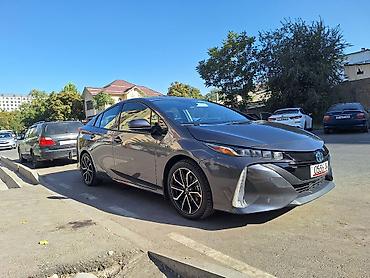 Toyota: Toyota Prius: 2020 г., 1.8 л, Вариатор, Гибрид, Хэтчбэк — 4