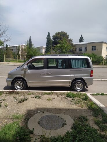 210 mersedes: Mercedes-Benz Vito: 2.3 l | 2002 il