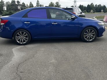 Kia: Kia Cerato: 2 l | 2009 il Sedan — 4