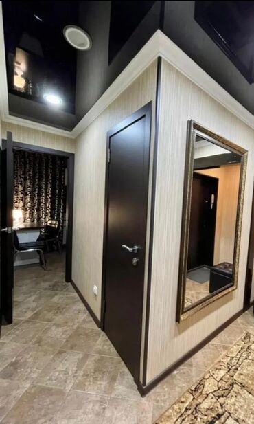 срочно продаётся 1 комнатная квартира в районе ошского рынка: 1 комната, 33 м², 104 серия, 1 этаж, Дизайнерский ремонт