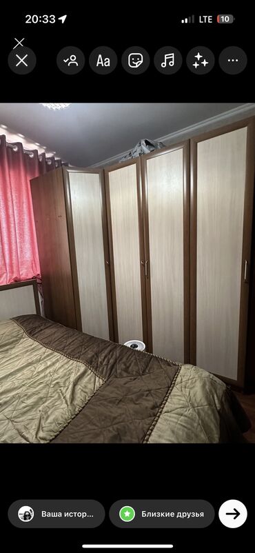 тумбочка зеркала: Спальный гарнитур, Двуспальная кровать, Шкаф, Тумба, цвет - Бежевый, Б/у