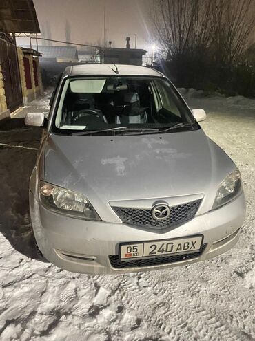 Mazda: Mazda : 2004 г., 1.3 л, Автомат, Бензин, Универсал