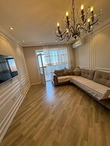 kiraye menzil: İcarəyə verilir 2 otaqlı yeni tikili 80 m², 8 Noyabr m. 1 000 AZN/ay — 1