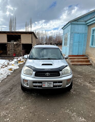 авто присеп: Toyota RAV4: 2003 г., 2 л, Механика, Дизель, Кроссовер