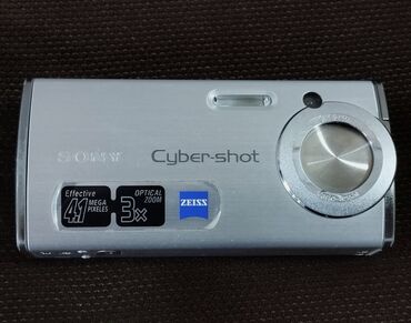 фотоаппарат самсунг nx300: "" Sony "" markalı fotoaparat. 
( Demək olar ki, istifadə olunmayıb.)