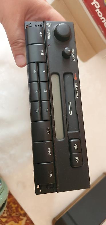 mac mini: Штатная автомобильная магнитола Volkswagen Alpha (кассетная, стерео) — 2