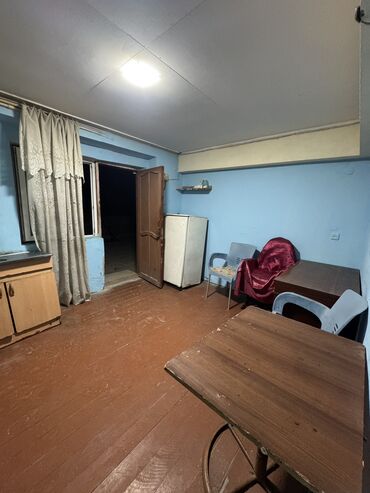 kirayə evlər qara qarayev: Binəqədi Gülüstan 12 də kirayə ev verilir.Ümumi həyətdi hamam tualet
